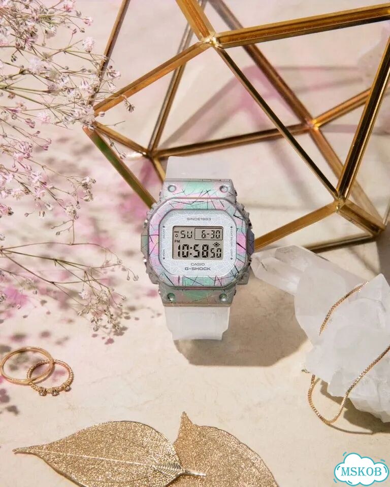 Часы Casio G-shock GM-S5640GEM-7E фото 1