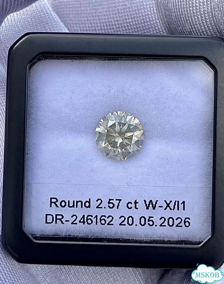 Бриллиант Природный 2.57 карат W-X / i1 фото 4