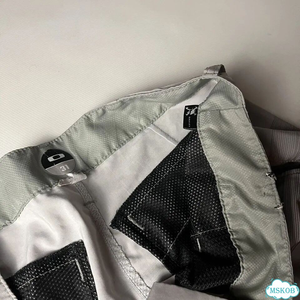 Шорты Oakley оригинал. Размер 31 фото 4
