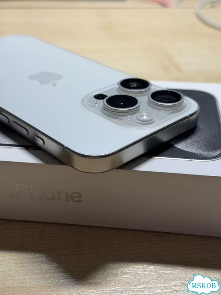 iPhone 15 Pro, 256 ГБ, SIM + eSIM фото 5