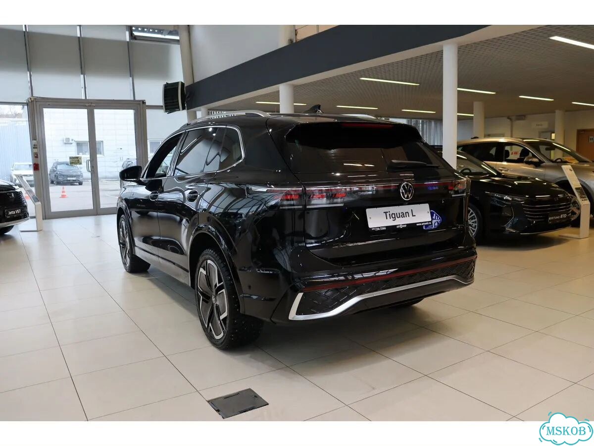 Volkswagen Tiguan L 2.0 AMT, 2026 Новый фото 3