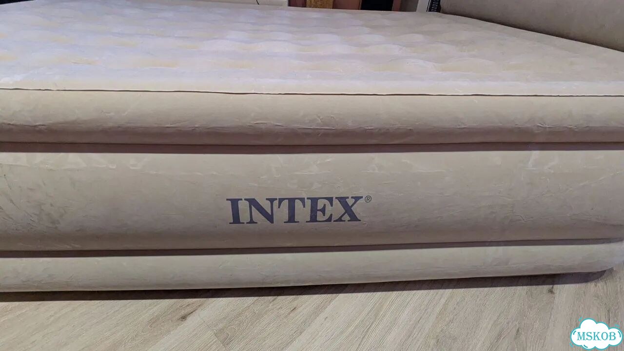 Надувная кровать intex 2-спальная фото 5