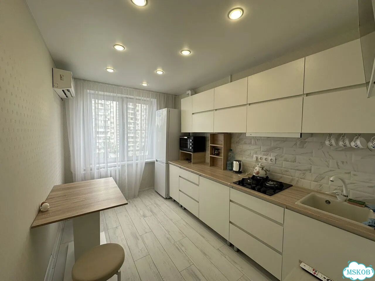 2-к. квартира, 47 м², 5/12 эт. фото 2