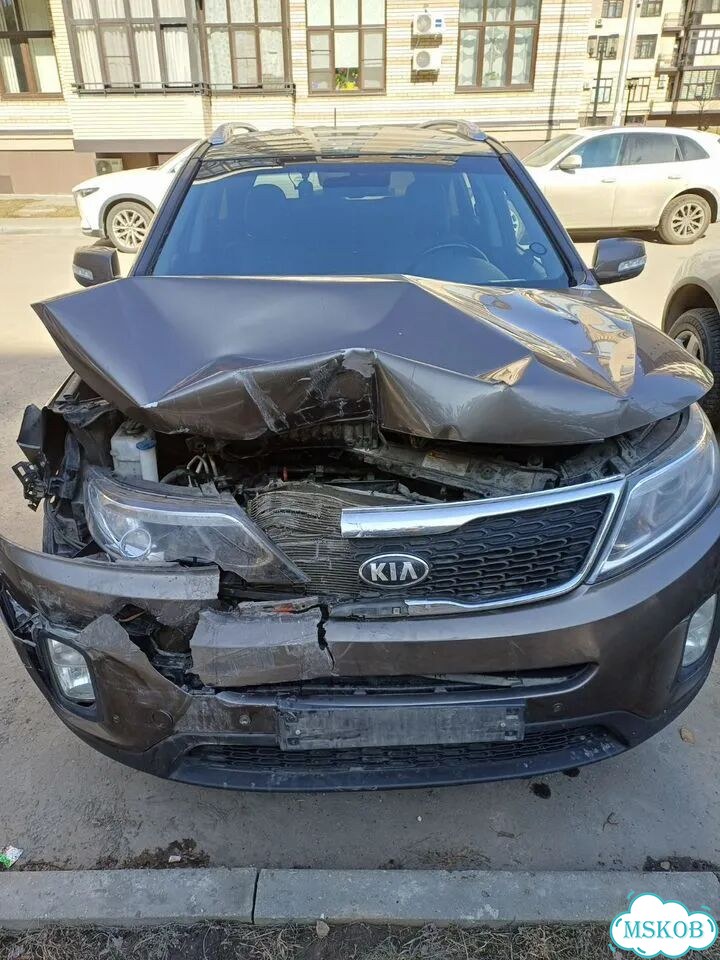 Kia Sorento 2.4 AT, 2018, битый, 135 000 км фото 5