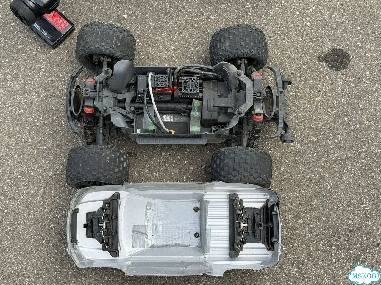 Arrma granite 3S фото 3