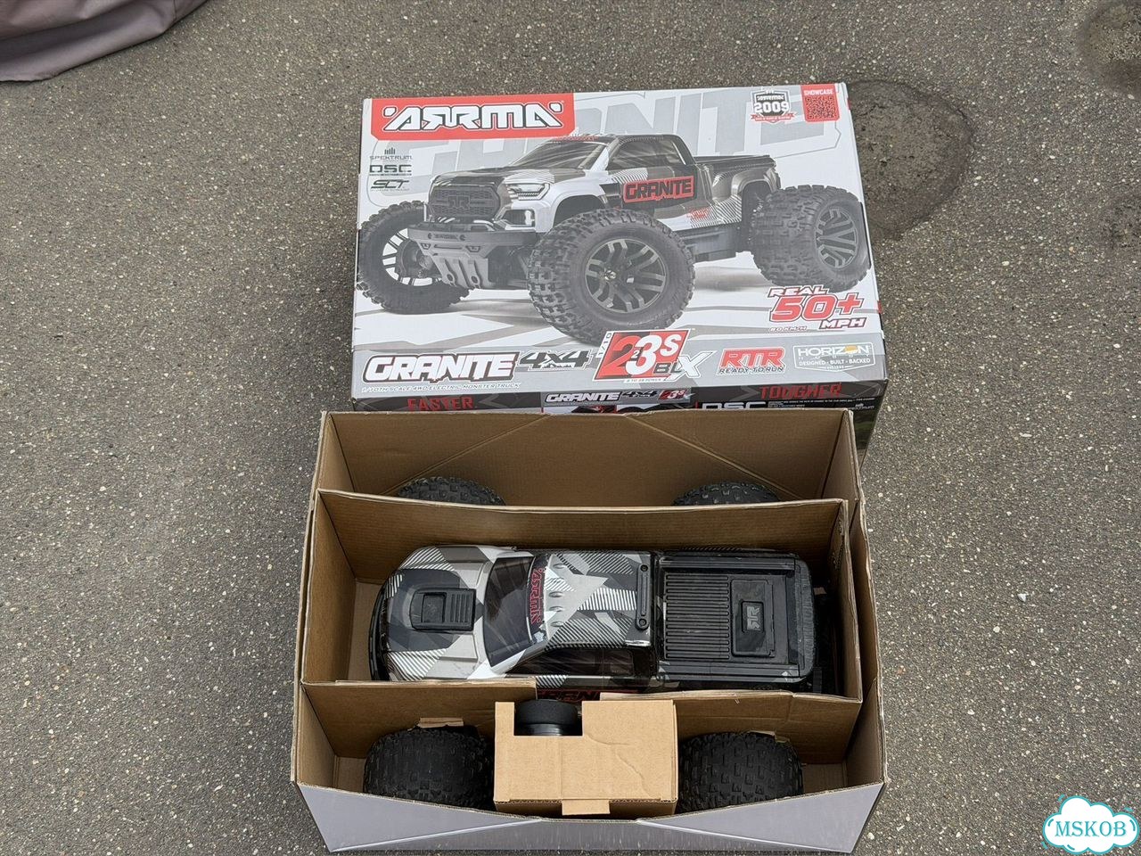Arrma granite 3S фото 5
