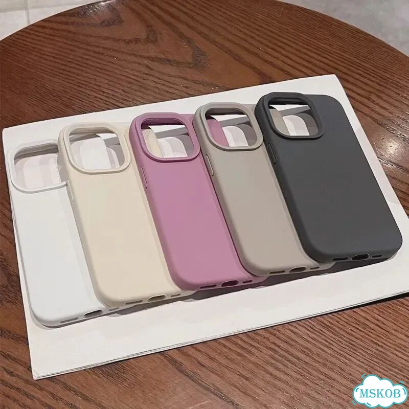 Синий чехол для iPhone 14 из жидкого силикона фото 7