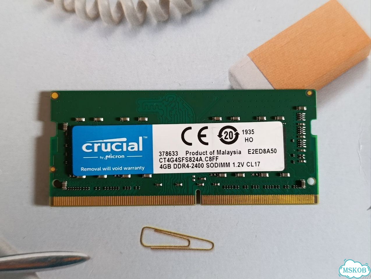 Озу Crucial ddr4-2400 4gb sodimm 1.2V CL 17 б/у фото 1