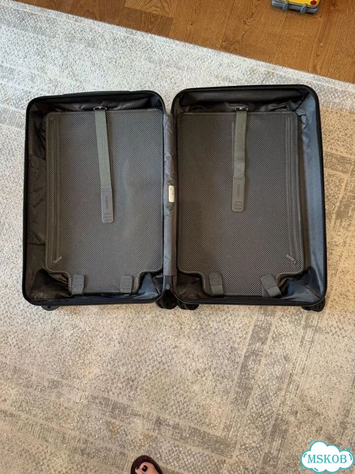 Чемодан Rimowa Essential, оригинал М фото 7