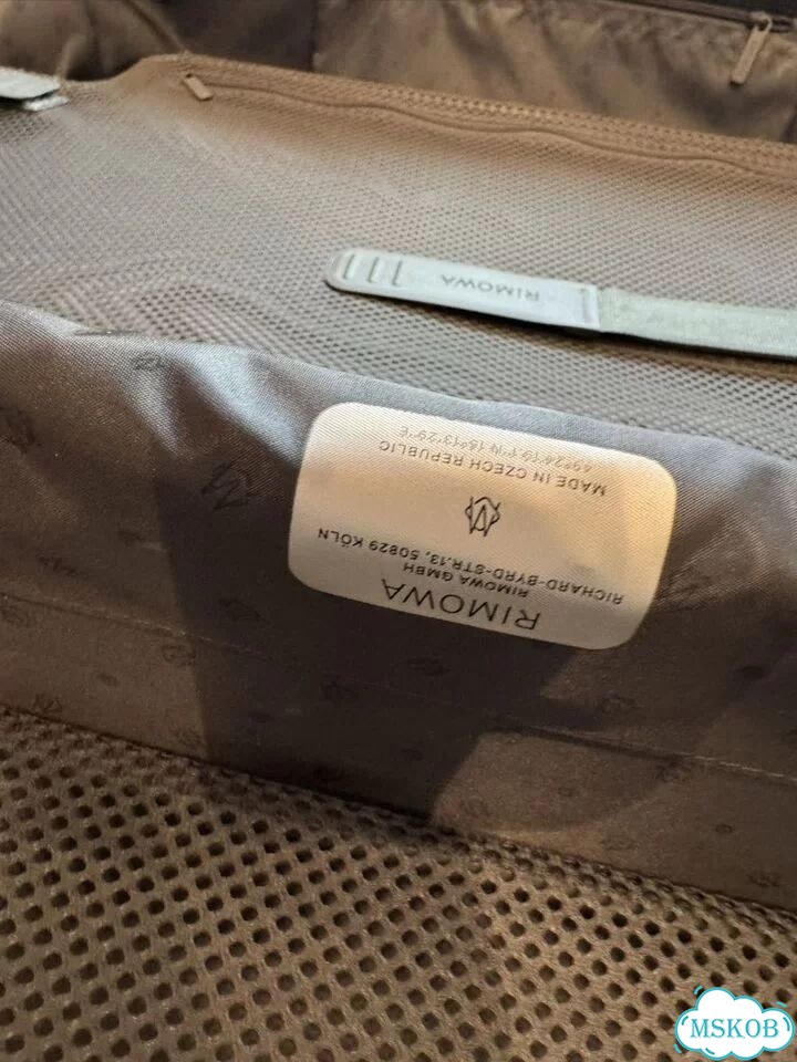 Чемодан Rimowa Essential, оригинал М фото 8