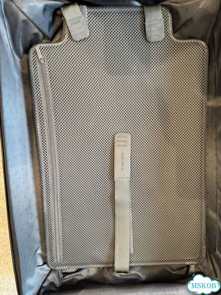 Чемодан Rimowa Essential, оригинал М фото 9