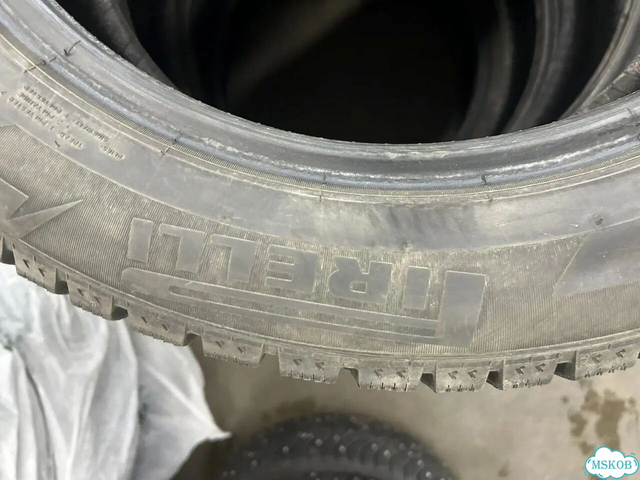 Pirelli Ice Zero 215/55 R18 99T фото 6