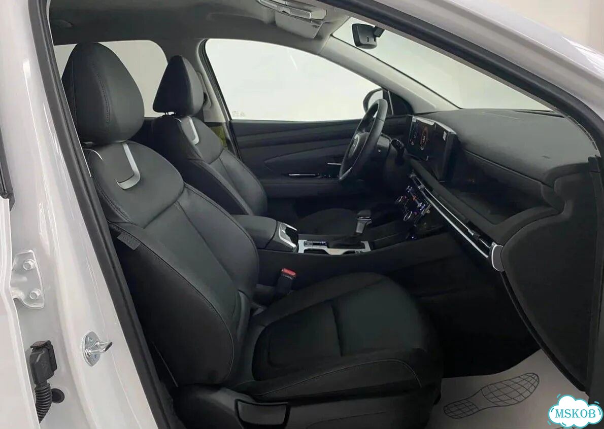 Hyundai Tucson 2.0 AT, 2025, 4 900 км фото 5