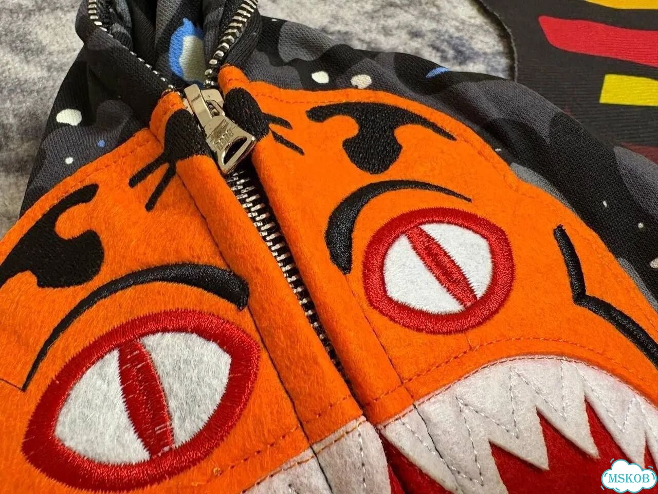 Зип худи Bape tiger Space Camo Черный фото 6