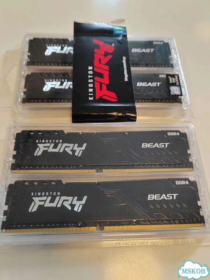 Оперативная память 64GB DDR4 3600MHz Kingston Fury фото 1