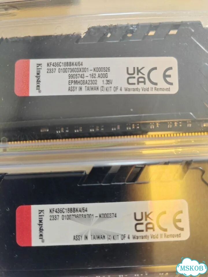 Оперативная память 64GB DDR4 3600MHz Kingston Fury фото 3