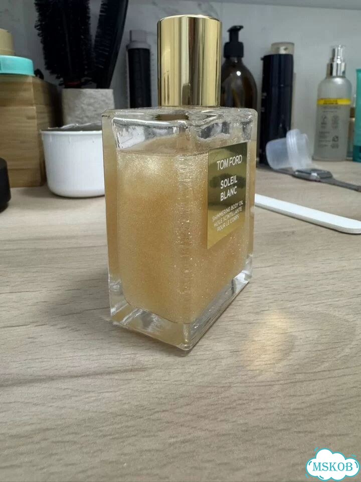 Масло с шиммером TOM ford soleil blanc body oil фото 1