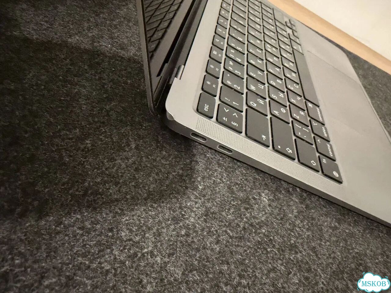 Macbook air 13 m1 8gb 2020 фото 4