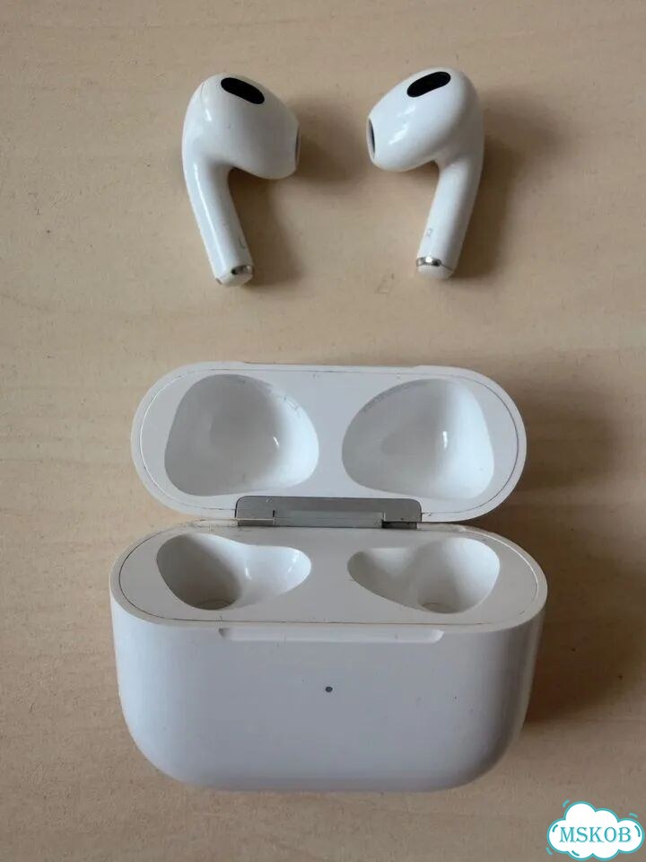 Наушники Apple Airpods 3 A2566 фото 1