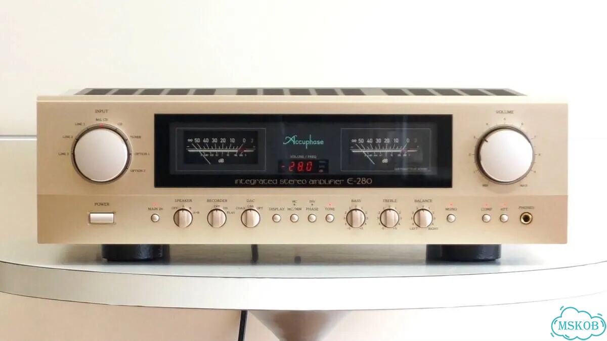 Accuphase E-280 фото 1