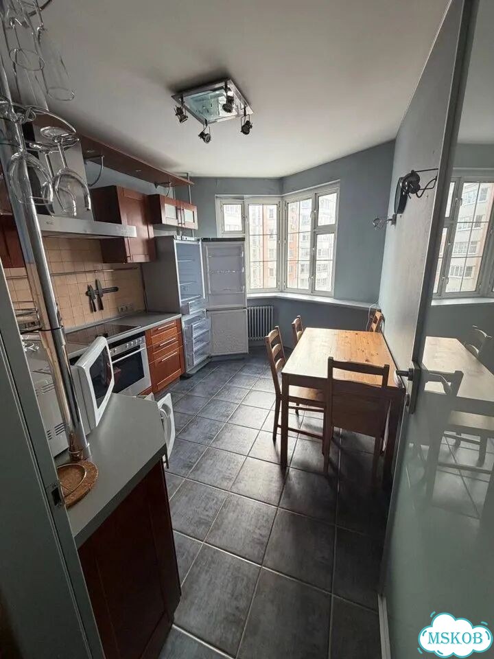 2-к. квартира, 52 м², 9/15 эт. фото 8