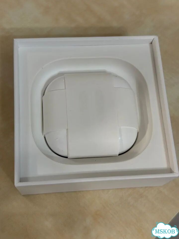 Apple airpods 4 фото 2