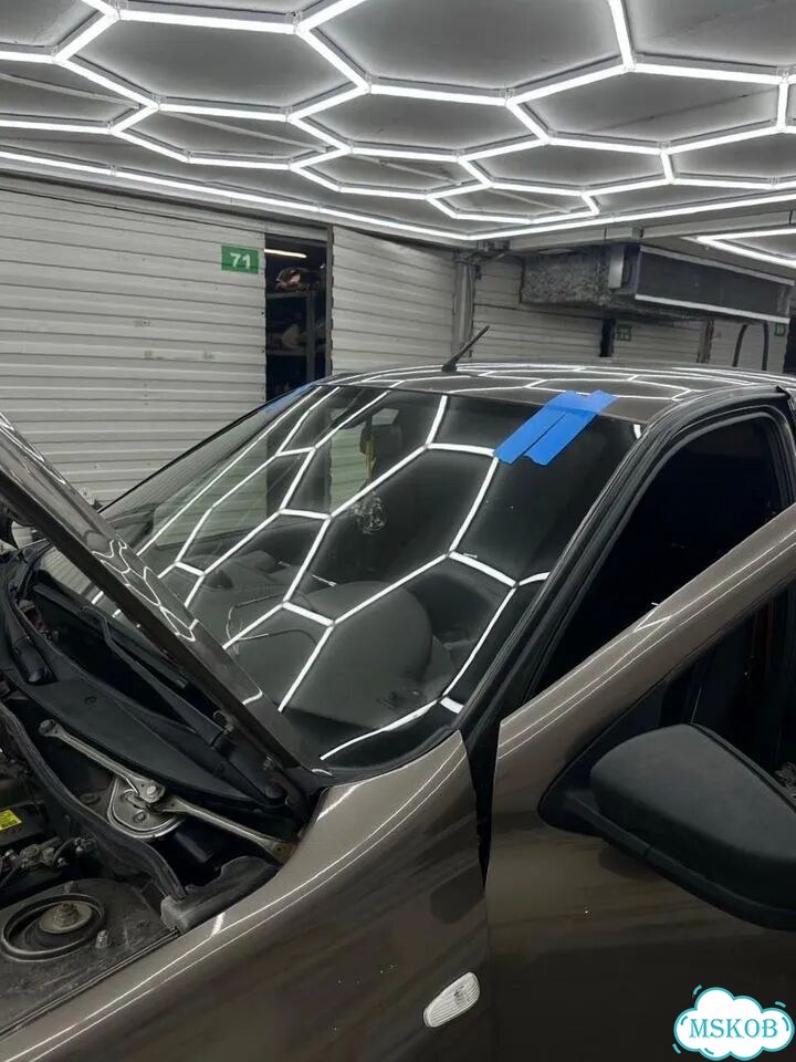 Лобовое стекло Audi В наличии Установка фото 3