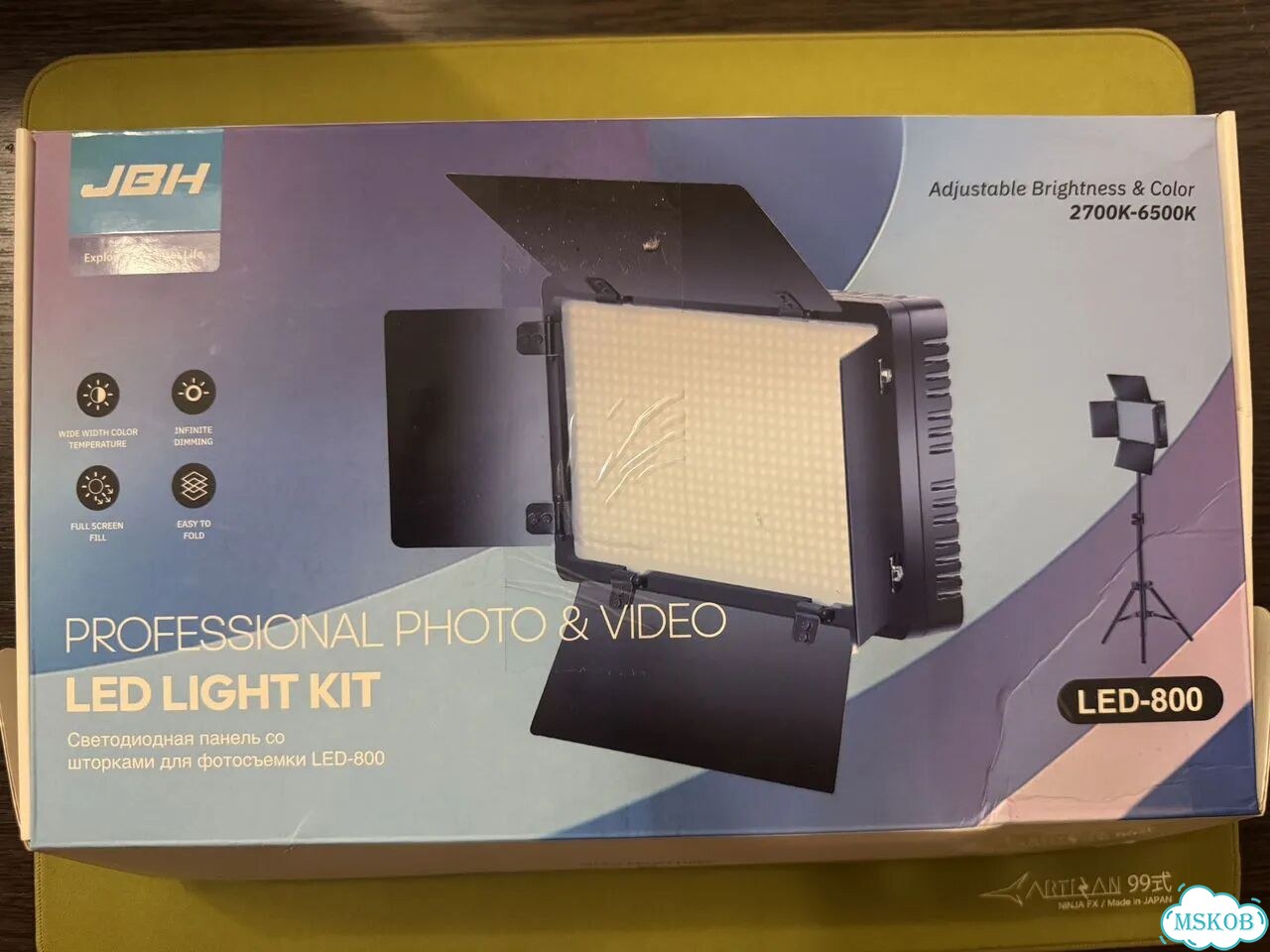 Видеосвет LED-800 для фото и видео фото 1