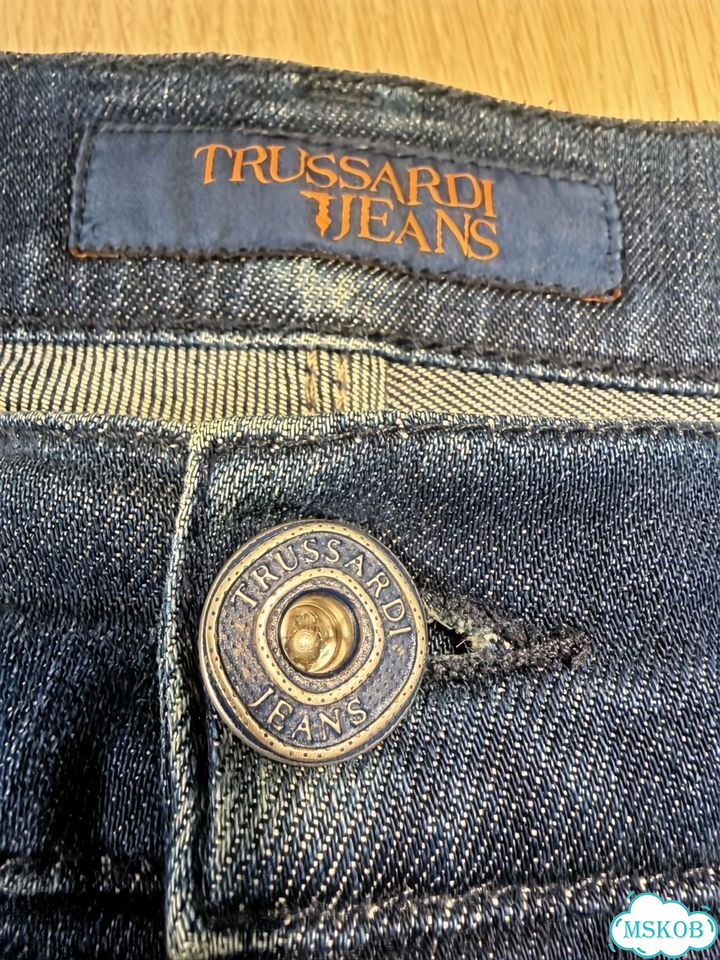 Мужские джинсы trussardi S фото 4