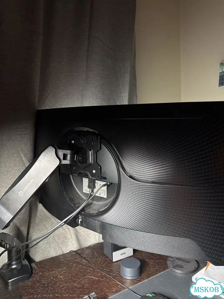 Samsung Odyssey G5 C34G55twwi Curved 1000R фото 2