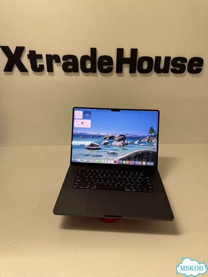 Apple Macbook Pro 16 M4 Max / 36gb / 1Tb фото 3