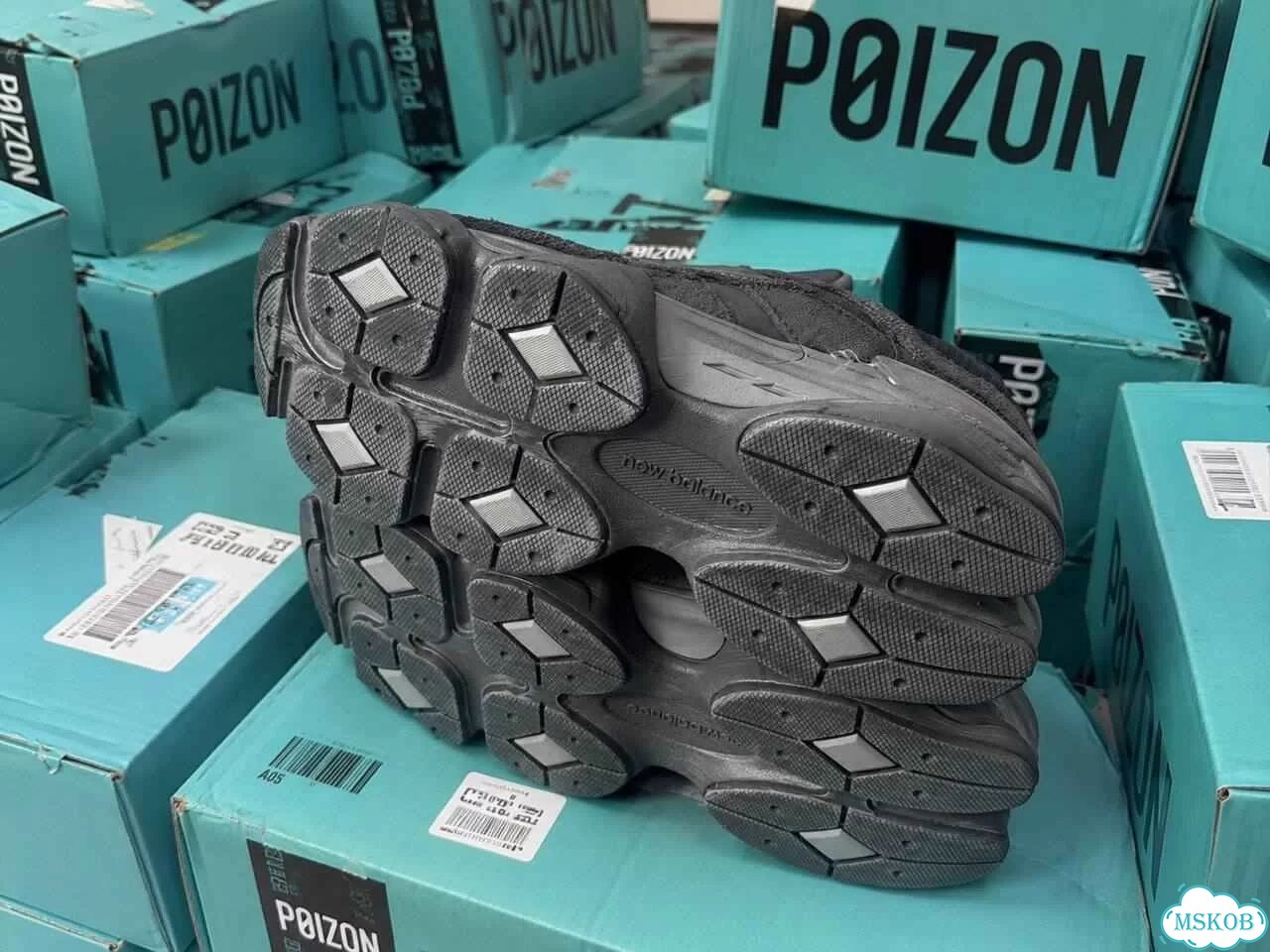 Оригинал качество New Balance 9060 Shadow Grey мужские размер 44 фото 3