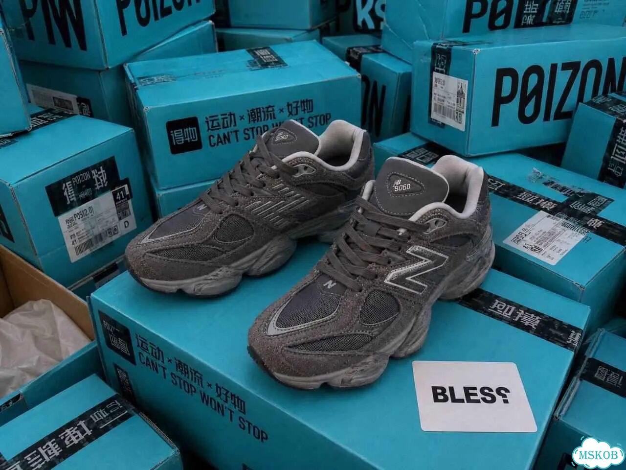 Оригинал качество New Balance 9060 Shadow Grey мужские размер 45 фото 4