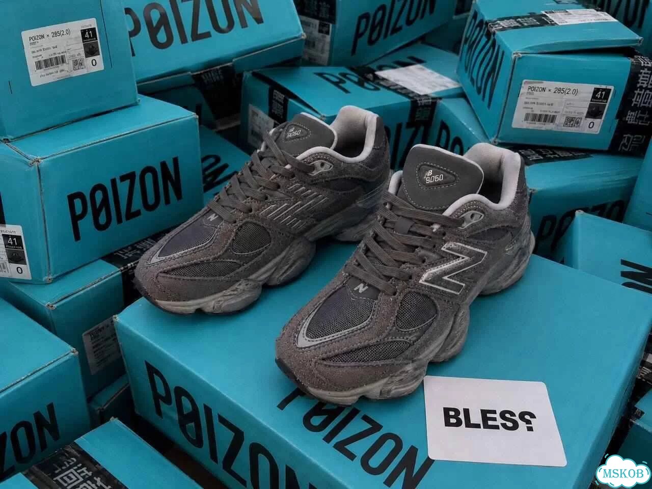 Оригинал качество New Balance 9060 Shadow Grey мужские размер 46 фото 3