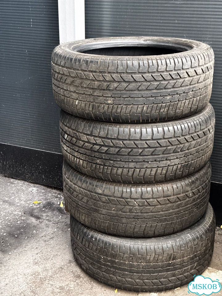 Pirelli P Zero Asimmetrico 255/45 R19 фото 1