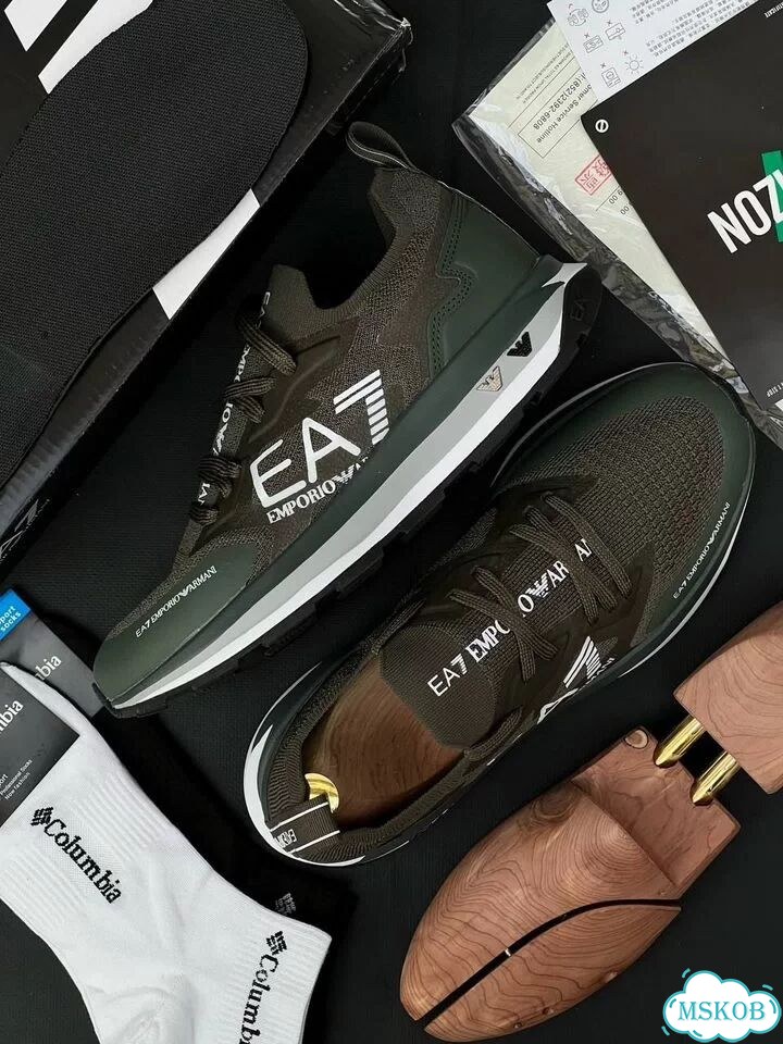 Кроссовки Emporio Armani черные фото 2