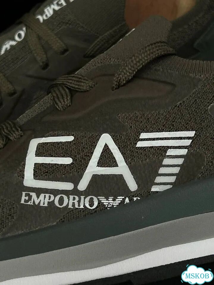 Кроссовки Emporio Armani черные фото 6