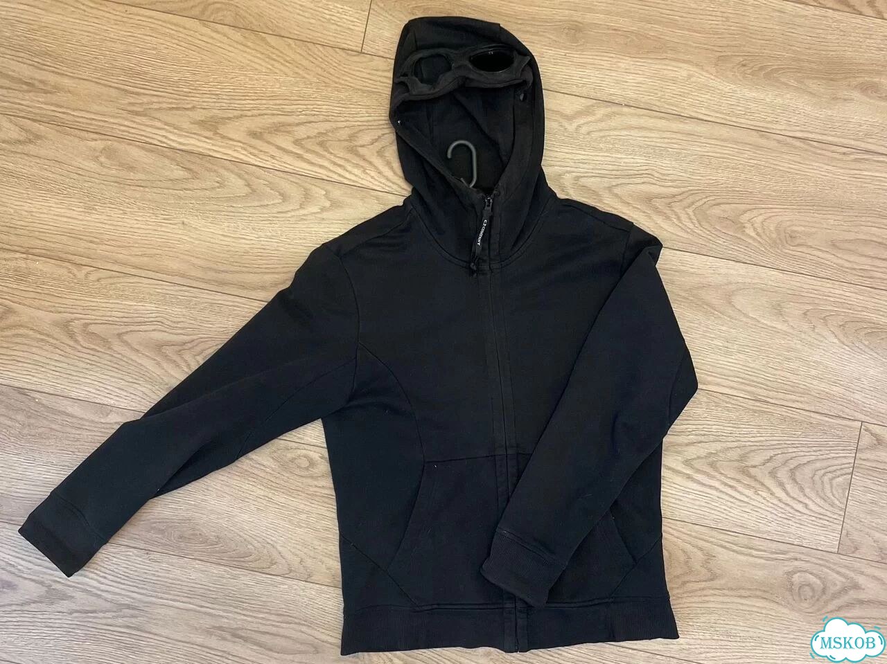Cp company зип худи черная фото 1