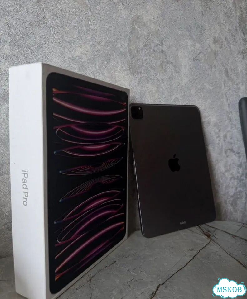 iPad pro 2022 256gb фото 1