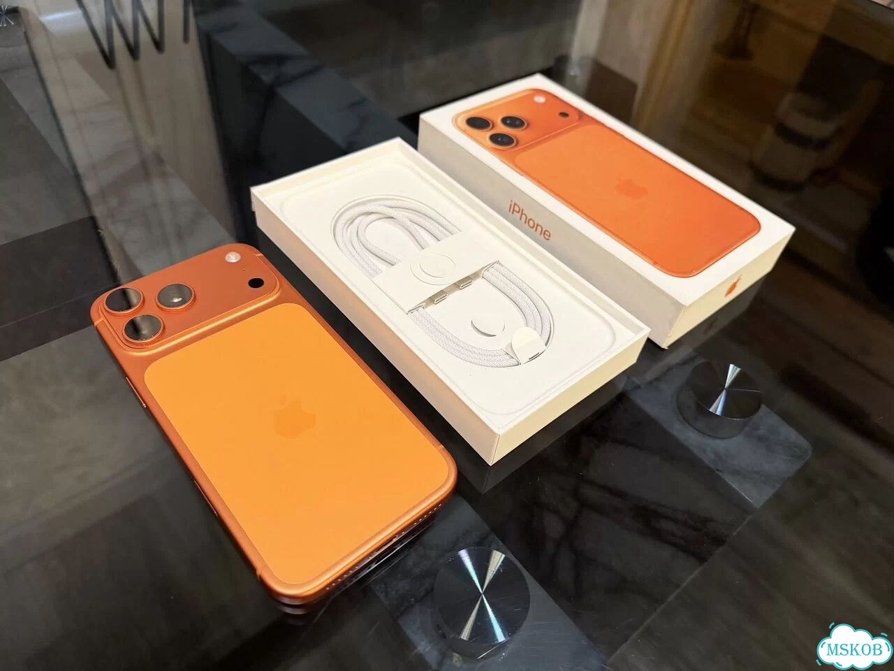 iPhone 17 Pro Max, 256 ГБ, eSIM фото 2
