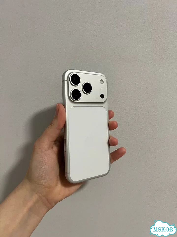 iPhone 17 Pro, 256 ГБ, eSIM фото 2