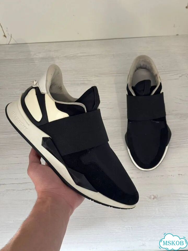 Givenchy SS17 Elastic Runner By Ricardo Tisci фото 1