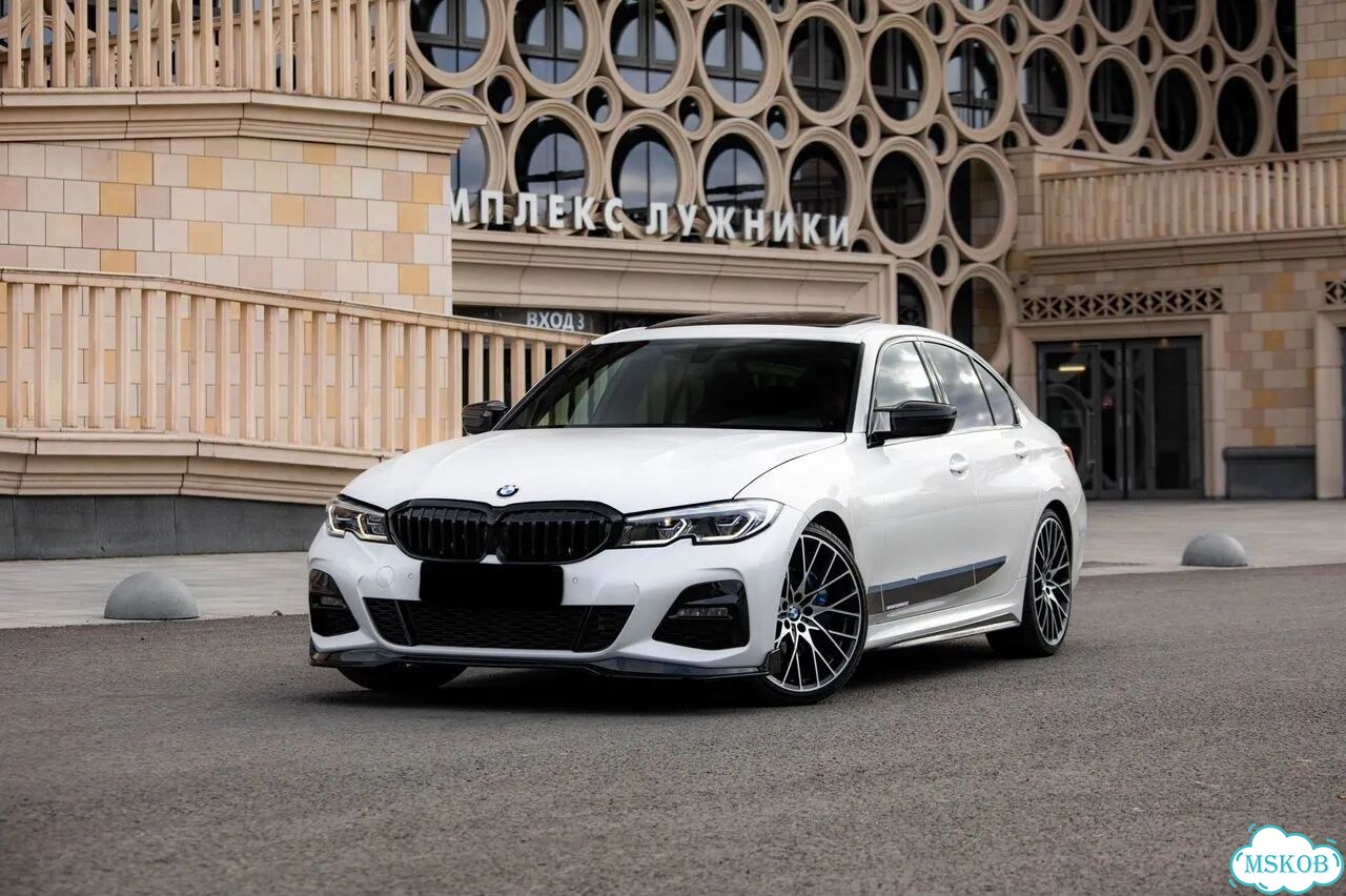 Сдам в Аренду BMW 330I машина мечты фото 2