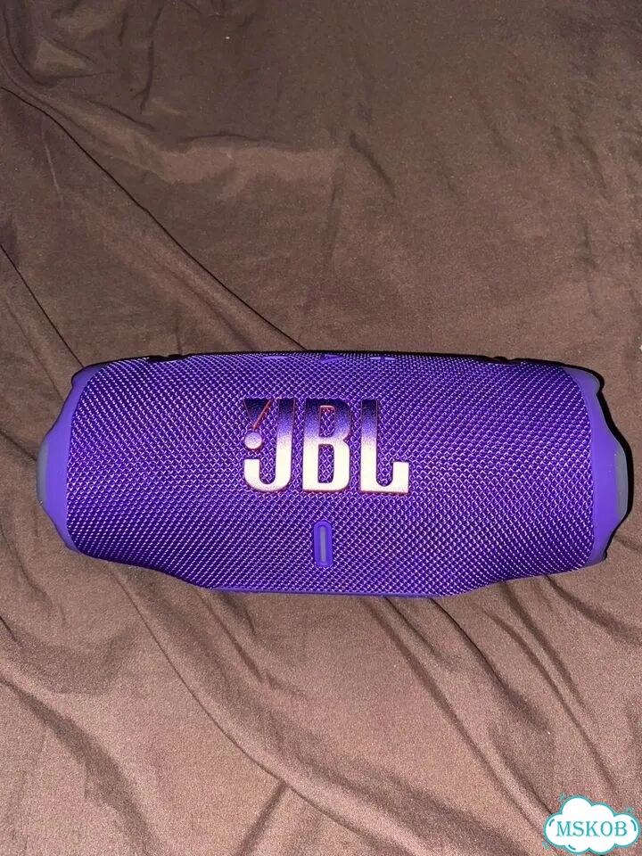 JBL Charge 6 новая фото 1