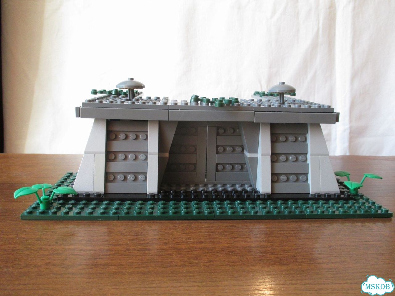 Lego Лего База из набора 8038 фото 1