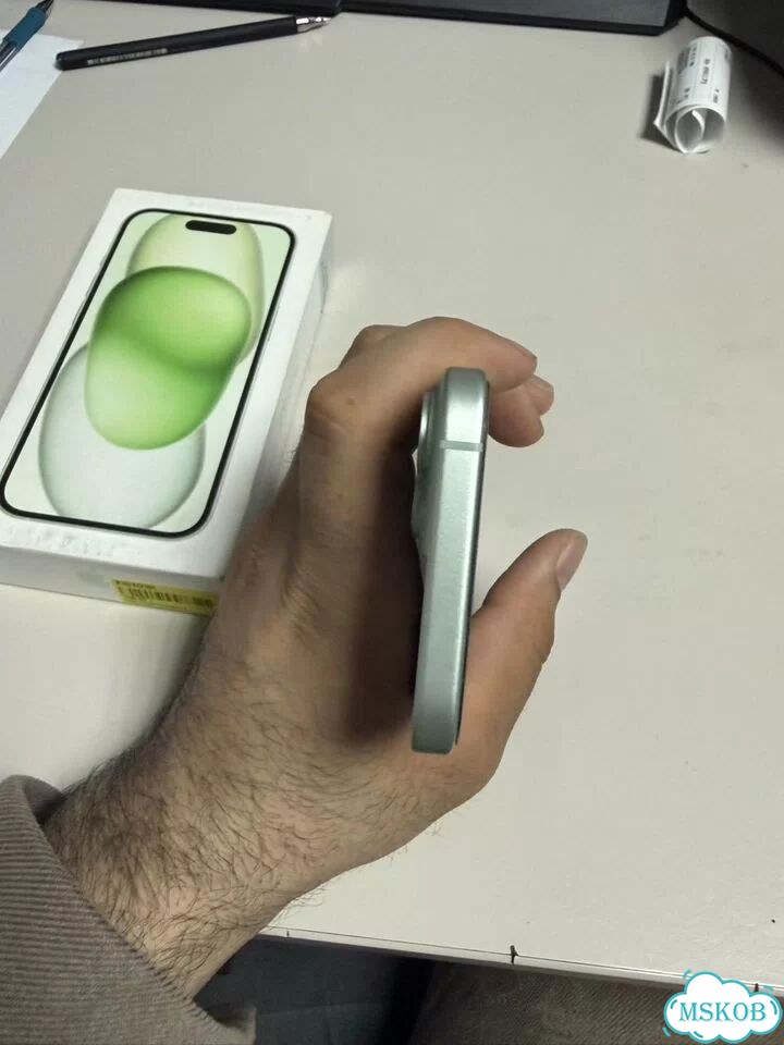 iPhone 15, 128 ГБ, SIM + eSIM фото 6