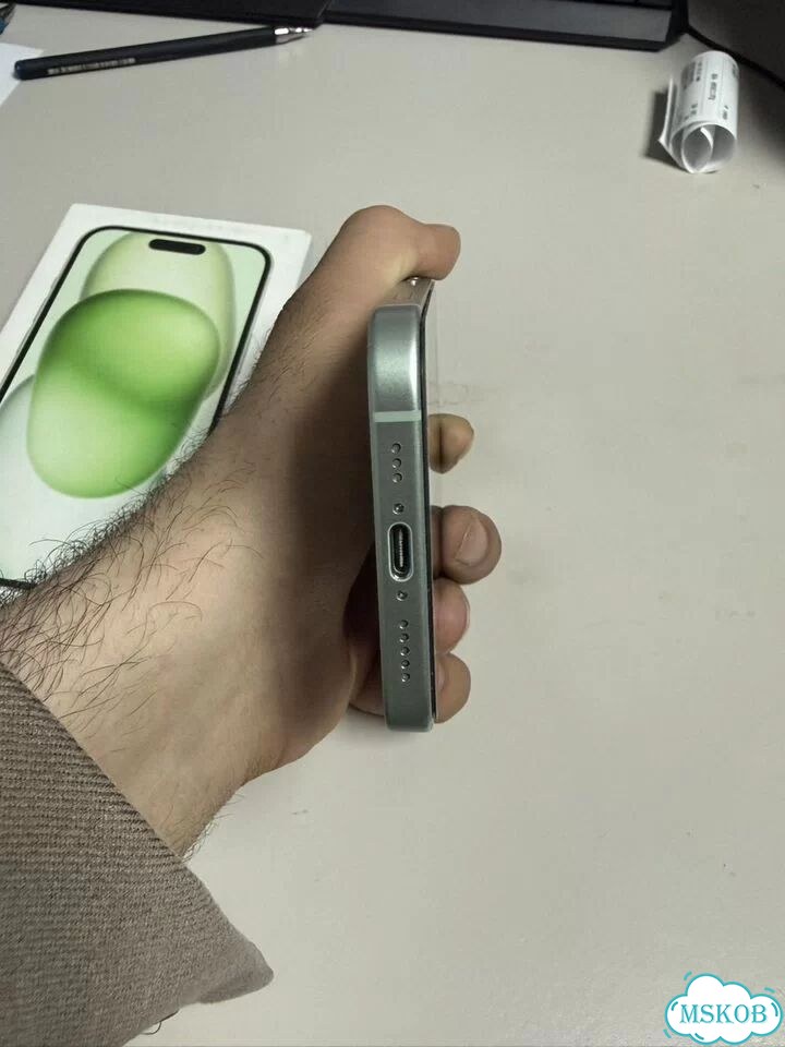 iPhone 15, 128 ГБ, SIM + eSIM фото 7