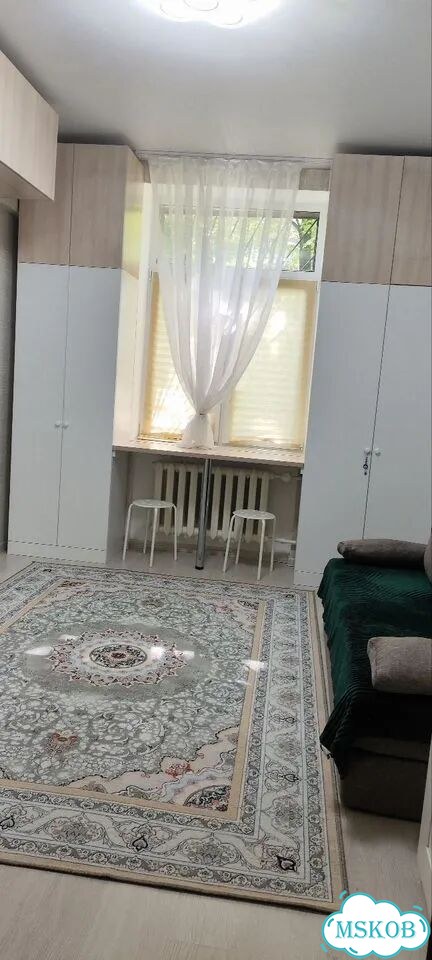 Комната в 3-к., 1/5 эт. фото 1