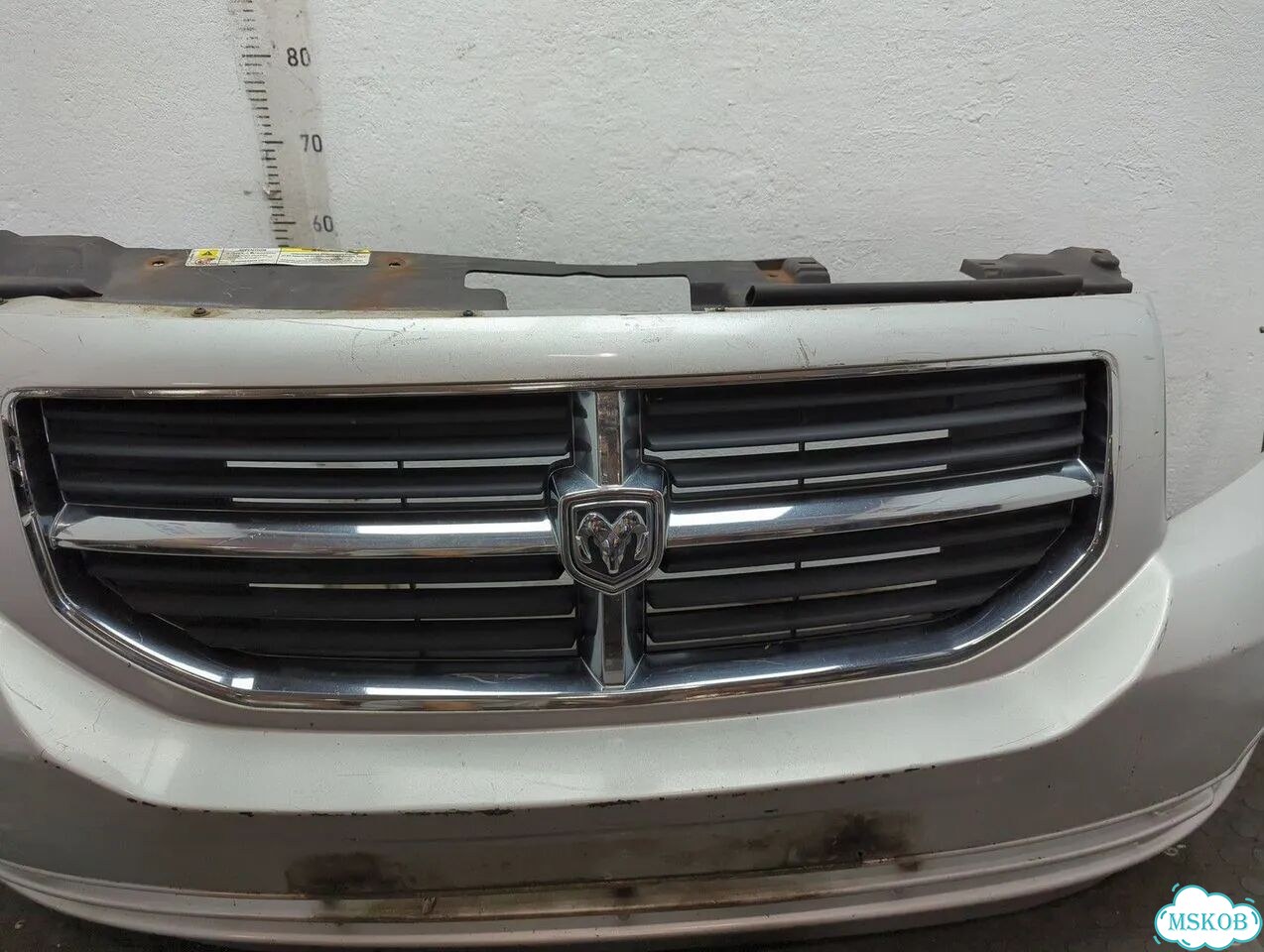 Бампер передний Dodge Caliber фото 5