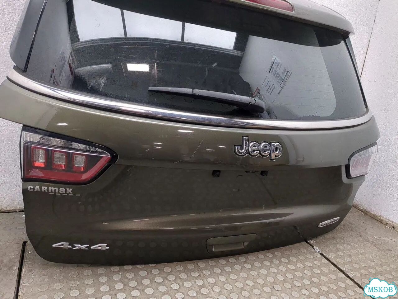 Крышка багажника Jeep Compass фото 4